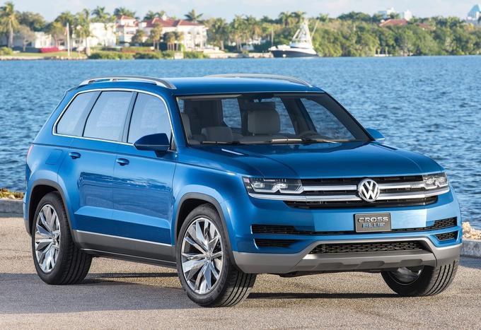 Novi crossover, ki bo imel štirikolesni pogon in možnost sedmih sedežev, je Volkswagen prek študije crossblue napovedal že leta 2013 na avtomobilskem salonu v Detroitu. Avtomobil bo zelo pomemben za poslovni uspeh Volkswagna v ZDA. | Foto: Volkswagen