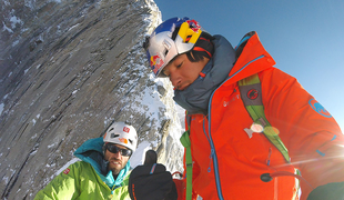 Tragedija v Skalnem gorovju: trije vrhunski alpinisti ujeti pod snežnim plazom #video