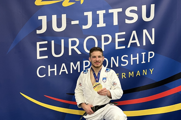 Tim Toplak evropski prvak v ju-jitsu