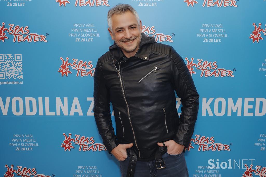 Špas Teater - odprti zakon