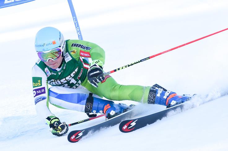 Za Meto Hrovat mnogi pravijo, da je ime prihodnosti slovenskega smučanja. | Foto: Sportida