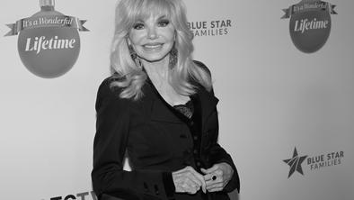 Umrla ameriška igralka Loni Anderson