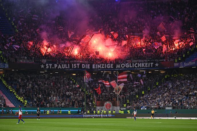 St. Pauli Navijači | Navijači St. Paulija bodo danes gostovali v Stuttgartu. | Foto Reuters