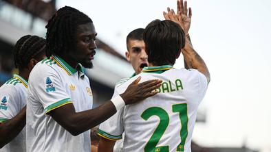 Roma ujela vodilni Napoli, Lazio poglobil krizo Juventusa