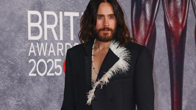 Oskarjevec Jared Leto obtožen spolnega nadlegovanja
