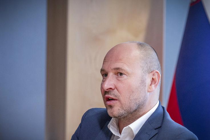 "Dejstvo je, da bi morali tretji pas načrtovati že veliko časa nazaj." | Foto: Ana Kovač