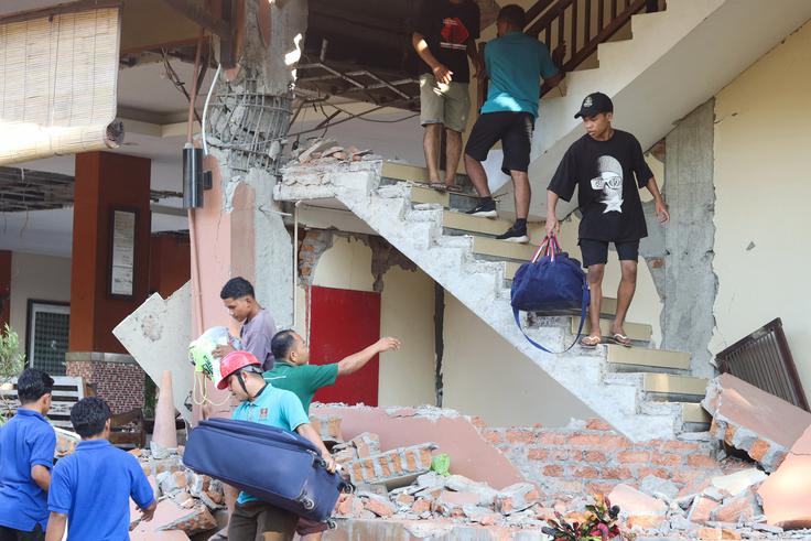 Indonezija potres | Foto: Reuters