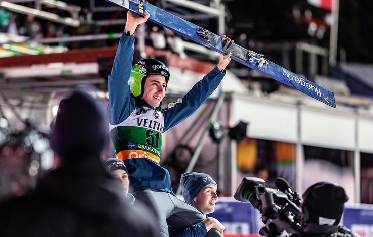 Ob februarskem debiju na poletih v Oberstdorfu je zmagal. V prihodnjih dneh bo prvič letel v Vikersundu, kjer je Stefan Kraft pred dvema letoma postavil uradni svetovni rekord (253,5 metra). | Foto: Sportida