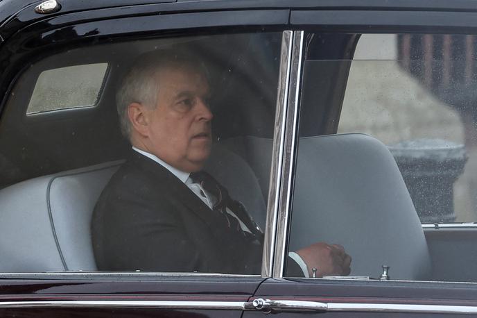 kronanje, princ Andrew | Princ Andrew se po umiku iz javnega življenja odpoveduje tudi vsem svojim nazivom. | Foto Reuters
