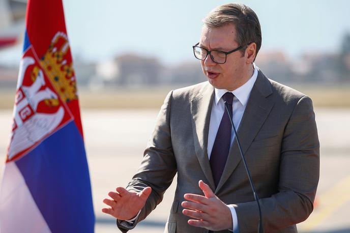 Aleksandar Vučić | Srbski predsednik Aleksandar Vučić se je dotaknil dolgov Partizana in Crvene zvezde. | Foto Reuters