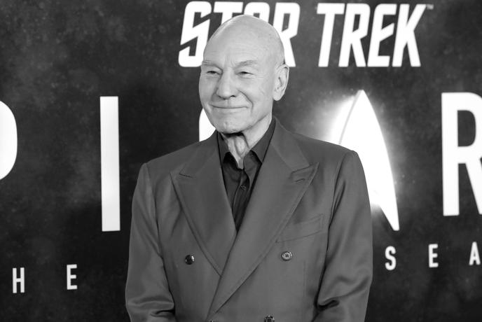 Umrl je Patrick Stewart, legendarni zvezdnik Zvezdnih stez in Mož X