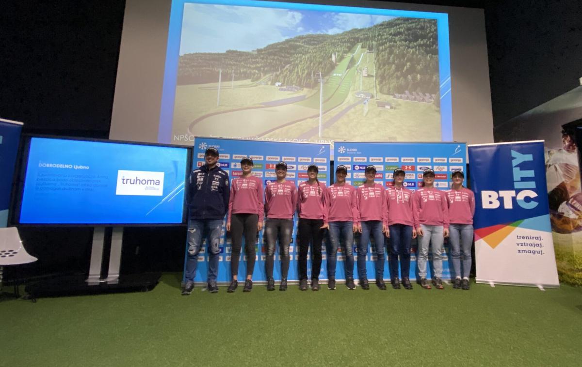 smučarski skoki | Slovenske skakalke konec tedna čaka druga postaja svetovnega pokala v Lillehammerju, kjer bodo poskušale prvič v sezoni skočiti na zmagovalni oder. | Foto SloSki