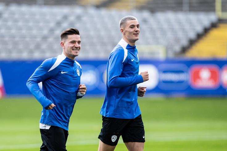 Na treningu v Nemčiji z Benjaminom Verbičem, edinim slovenskim reprezentantom, ki ima še večje težave pred srečanjem z Dansko. | Foto: Guliverimage