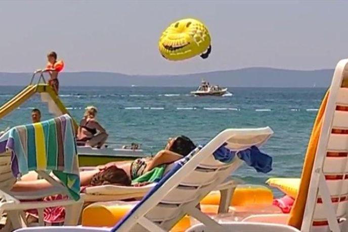 Video: Hrvaška Punta Rata na Forbsovi lestvici desetih najlepših plaž na svetu