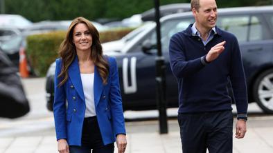 William in Kate z otroki zapustila Windsor