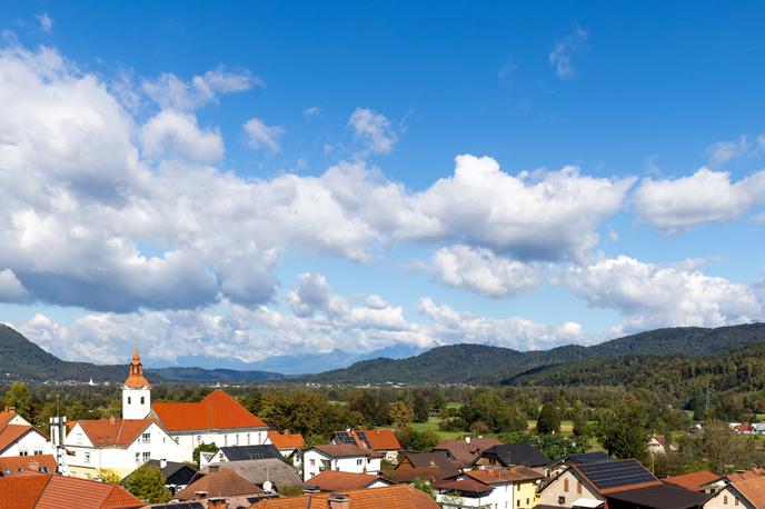 Bežigrajska petka, oktober 2025, panorama | Takšen bo razgled na zahodnih terasah v stanovanjski soseski Bežigrajska petka. | Foto SINDROM D.O.O.