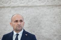 Voznik hrvaškega ministra povzročil nesrečo: zapeljal je čez rdečo