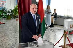 EU ne priznava izida volitev v Belorusiji, oglasil se je tudi Janša