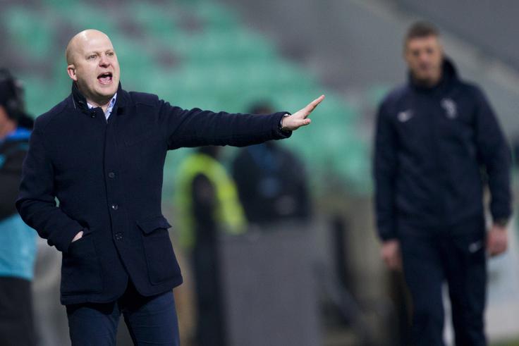 Marko Nikolić ni več trener Olimpije. Najprej ga je NZS kaznovala s prepovedjo vodenja na sedmih tekmah, nato je izgubil še službo pri klubu. | Foto: 