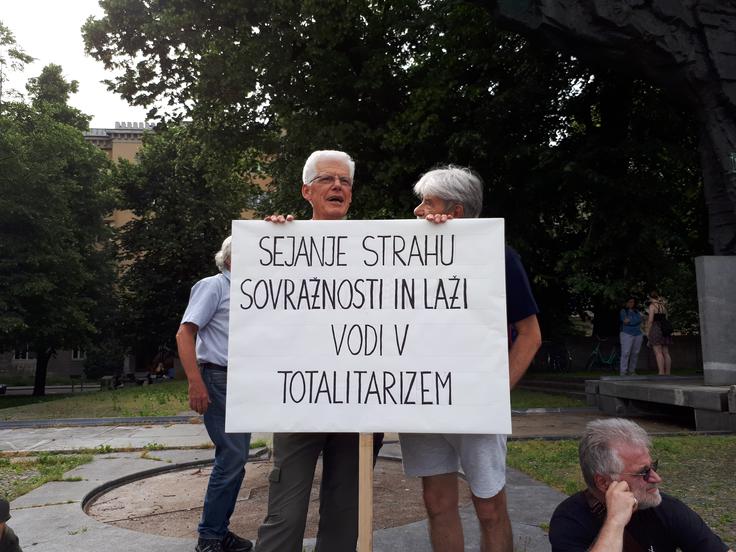 Proti politiki sovraštva Koalicija Brez strahu | Foto: Bojan Puhek