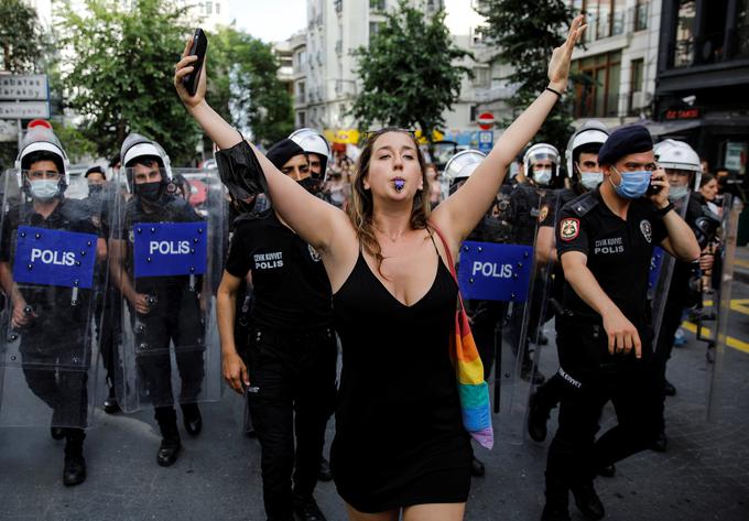 parada ponosa, Instabul | Foto: Reuters