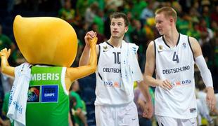 Plazu odpovedi ni videti konca, Nemci še brez Schwethelma