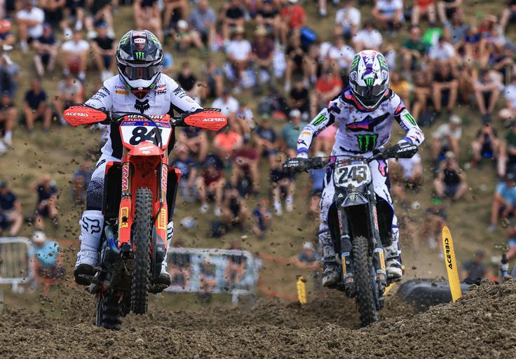 Jeffrey Herlings je že osvojil lovoriko, Tim Gajser pa je zaradi poškodbe reber predčasno končal sezono. | Foto: Guliverimage