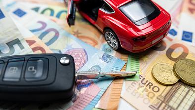 Avto kupil, pa že po treh dneh na servis: to so vaše pravice po zakonu!