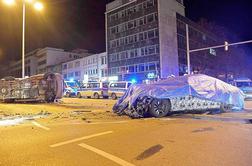 Zakriti BMW 7 nove generacije trčil s policisti, škode vsaj za 150 tisoč evrov