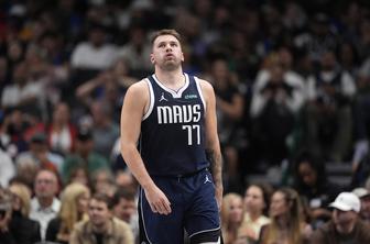 Luka Dončić bo moral zaradi poškodbe zapestja še počivati