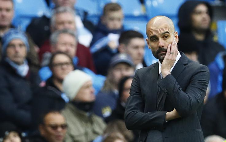 Josep Guardiola razmišlja o okrepitvah, s katerimi bi se lažje podal v boj za lovorike. | Foto: Reuters