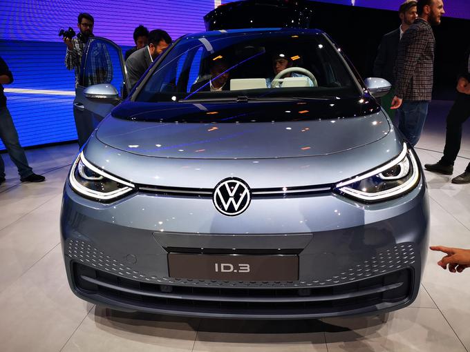 Volkswagen se kljub težavam pripravlja na poletje, ko bodo dostavili vseh 30 tisoč prednaročenih električnih modelov ID.3. | Foto: Gregor Pavšič