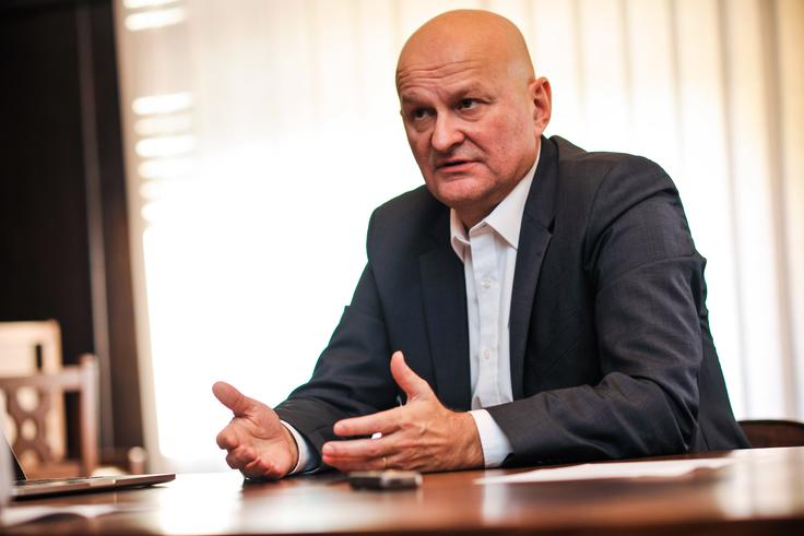"Odgovor na korupcijo in monopole je vedno povečanje konkurence, ustvarjanje nove ponudbe in povečanje učinkovitosti trenutne ponudbe. Tudi metode, s katerimi se to doseže, so znane," je prepričan Stjepan Orešković. | Foto: Saša Zinaja