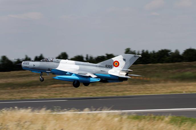 Mig-21 | Letalo sta prestregli dve hrvaški letali MiG-21. | Foto Guliverimage
