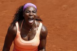 Serena Williams brez težav v polfinale, Srebotnikova obstala pred finalom