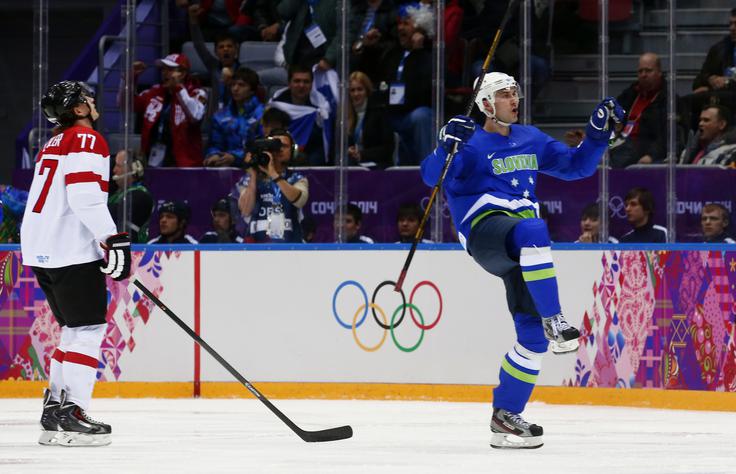 Slovenci so na odločilni četrti tekmi v Sočiju premagali Avstrijo in napredovali v četrtfinale.  | Foto: Reuters