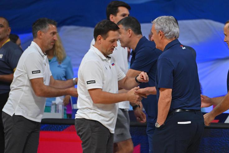 Pozdrav s slovenskim stanovskim kolegom Aleksandrom Sekulićem. | Foto: Guliverimage