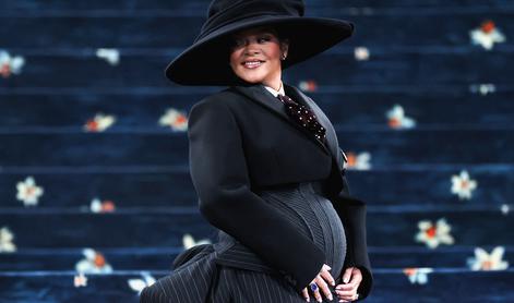 Rihanna na glamorozen način razkrila veselo novico