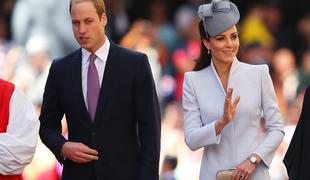 Osupljivo lepa Kate Middleton pri velikonočni maši