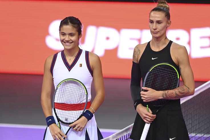 Emma Raducanu , Polona Hercog Emma Raducanu , Polona Hercog | Foto: Guliverimage/Vladimir Fedorenko