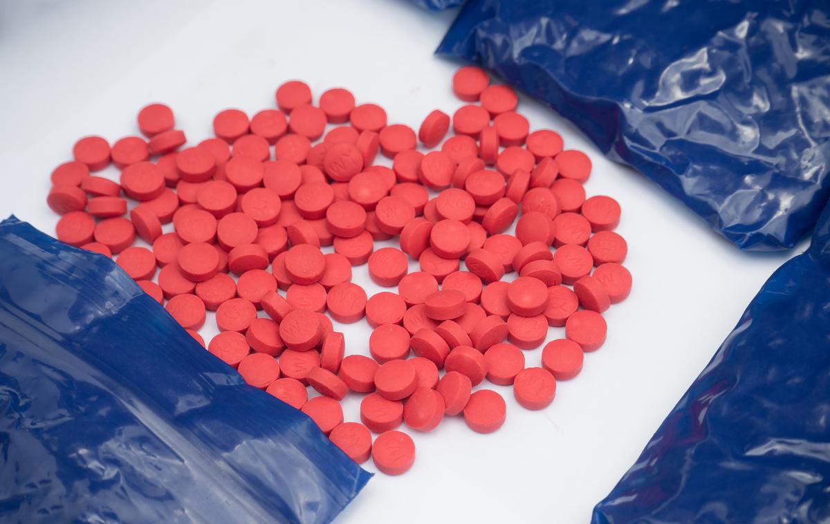 amfetamini ekstazi droga prepovedane substance | Trije osumljenci so v priporu.  | Foto Profimedia