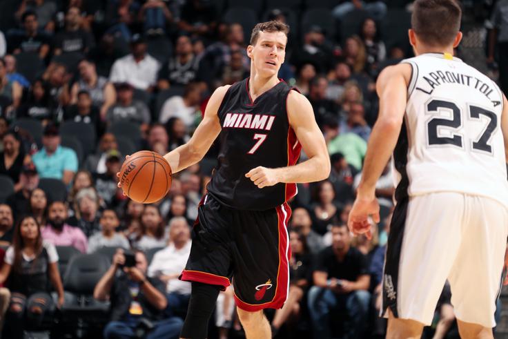 Goran Dragić je lani podpisal petletno pogodbo za nekaj manj kot 80 milijonov evrov. | Foto: Getty Images