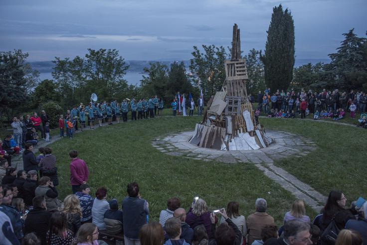 Zbrali so se pred OŠ Antona Ukmarja....  | Foto: Matej Leskovšek