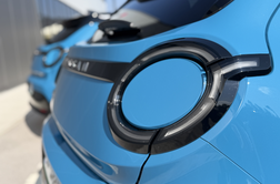 Na cesti bo zelo izstopal: ta znamka je bila nekoč že zelo visoko #foto