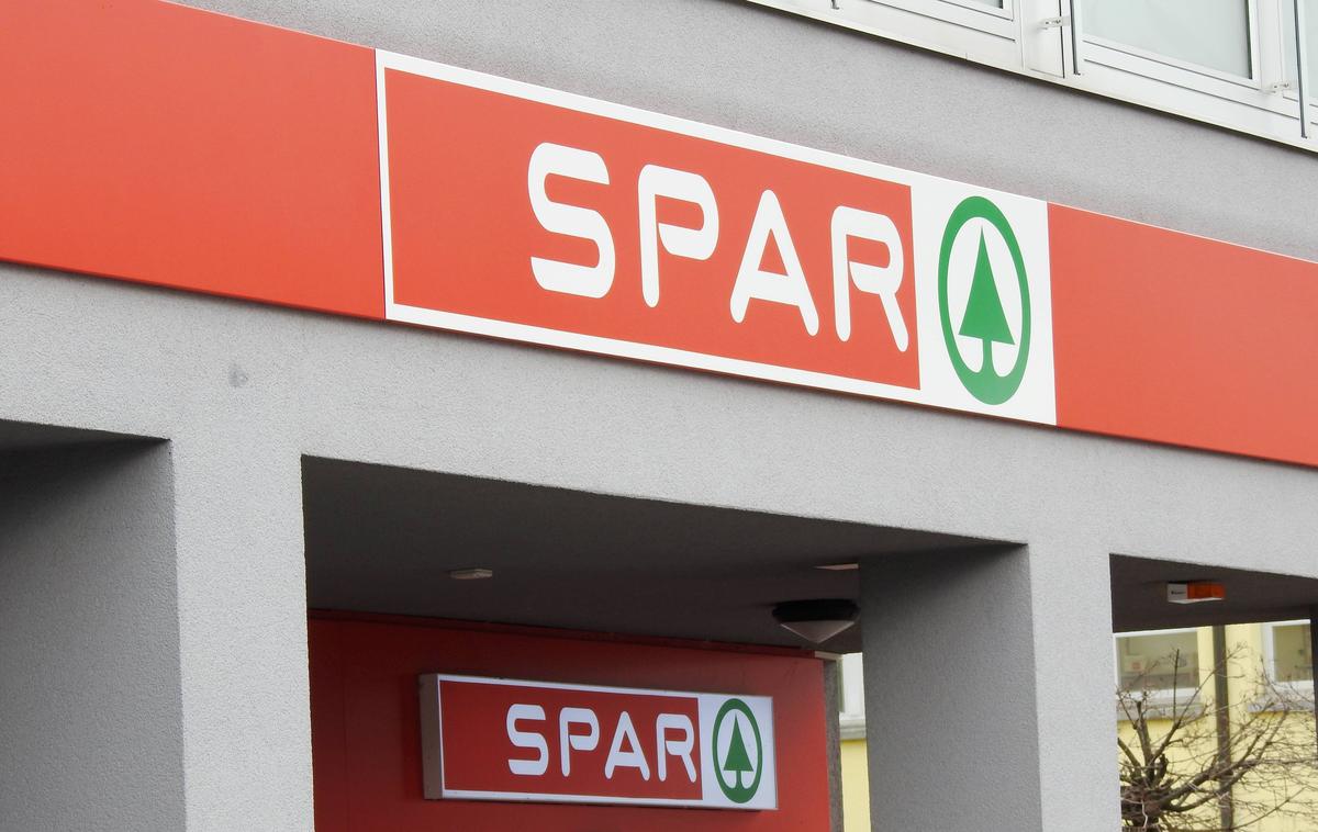 Spar Švica | Švicarski Spar je od leta 2016 v večinski lasti južnoafriškega Spara, ki pa ni zadovoljen s poslovnimi izidi švicarske podružnice. Na fotografiji: Sparova trgovina v Švici. | Foto Guliverimage