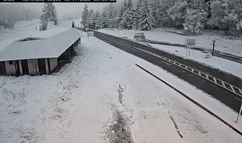 Sneg pobelil Slovenijo. Znano, kdaj bo nova pošiljka. #video #foto