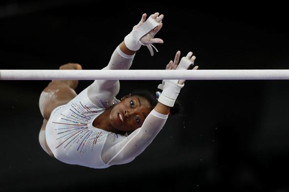 Simone Biles v Stuttgartu osvojila še peto mnogobojsko krono
