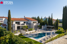 La Residenza Poreč, Stoja Trade