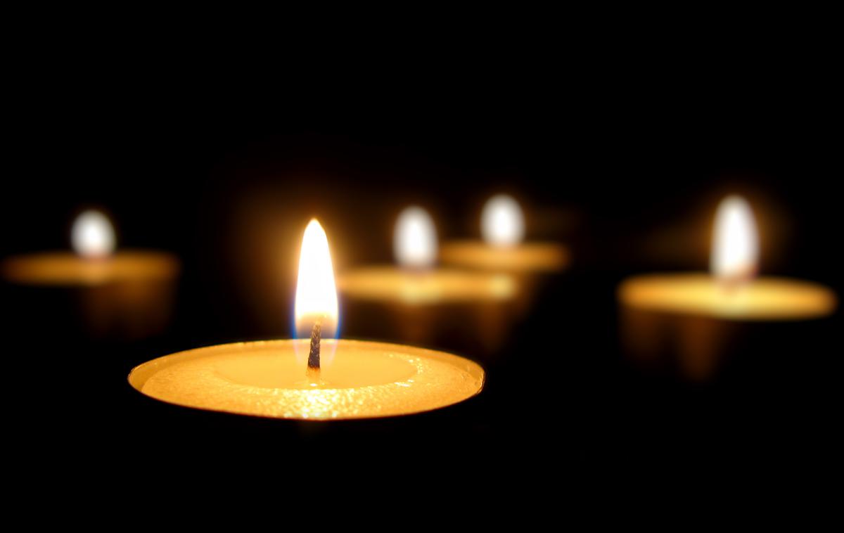 sveča svečka smrt | Mlada študentka, ki je zaradi skorajšnje zadušitve na študentski zabavi utrpela trajne posledice, je po treh letih umrla, piše sobotainfo.com.  | Foto Thinkstock
