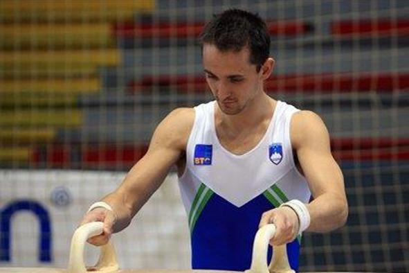 Telovadci in telovadke v kvalifikacije